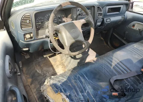 1997 Chevrolet Gmt-400 C3500 из США, поврежденный, VIN 1GCGC34R5VF033144